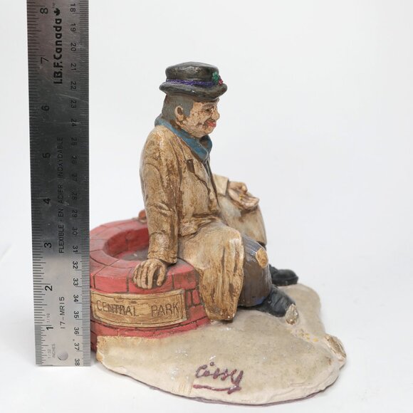 Vintage Naturecraft Sharing Figurine Central Park 1980s Hand painted in England - Picture 3 of 10